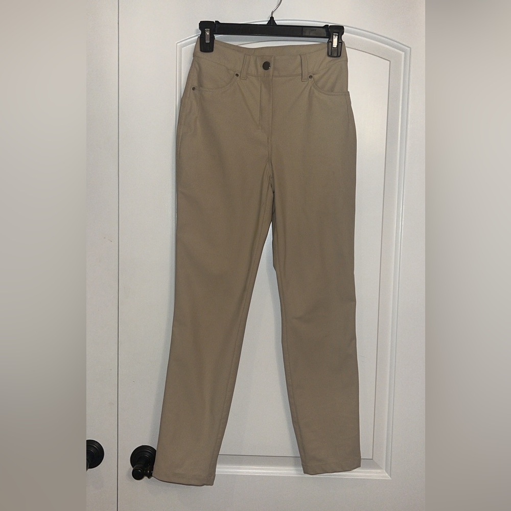 Woman’s Lululemon Pants